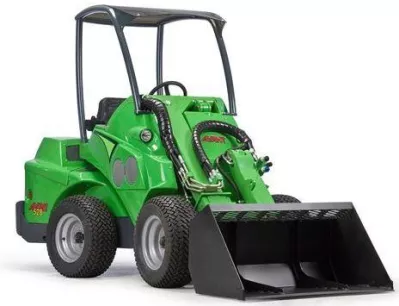 Product - Universal wheel loader M635