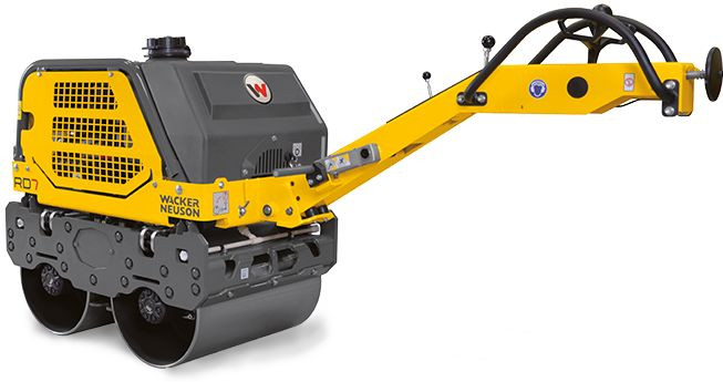 Smooth hand-guided vibrating roller